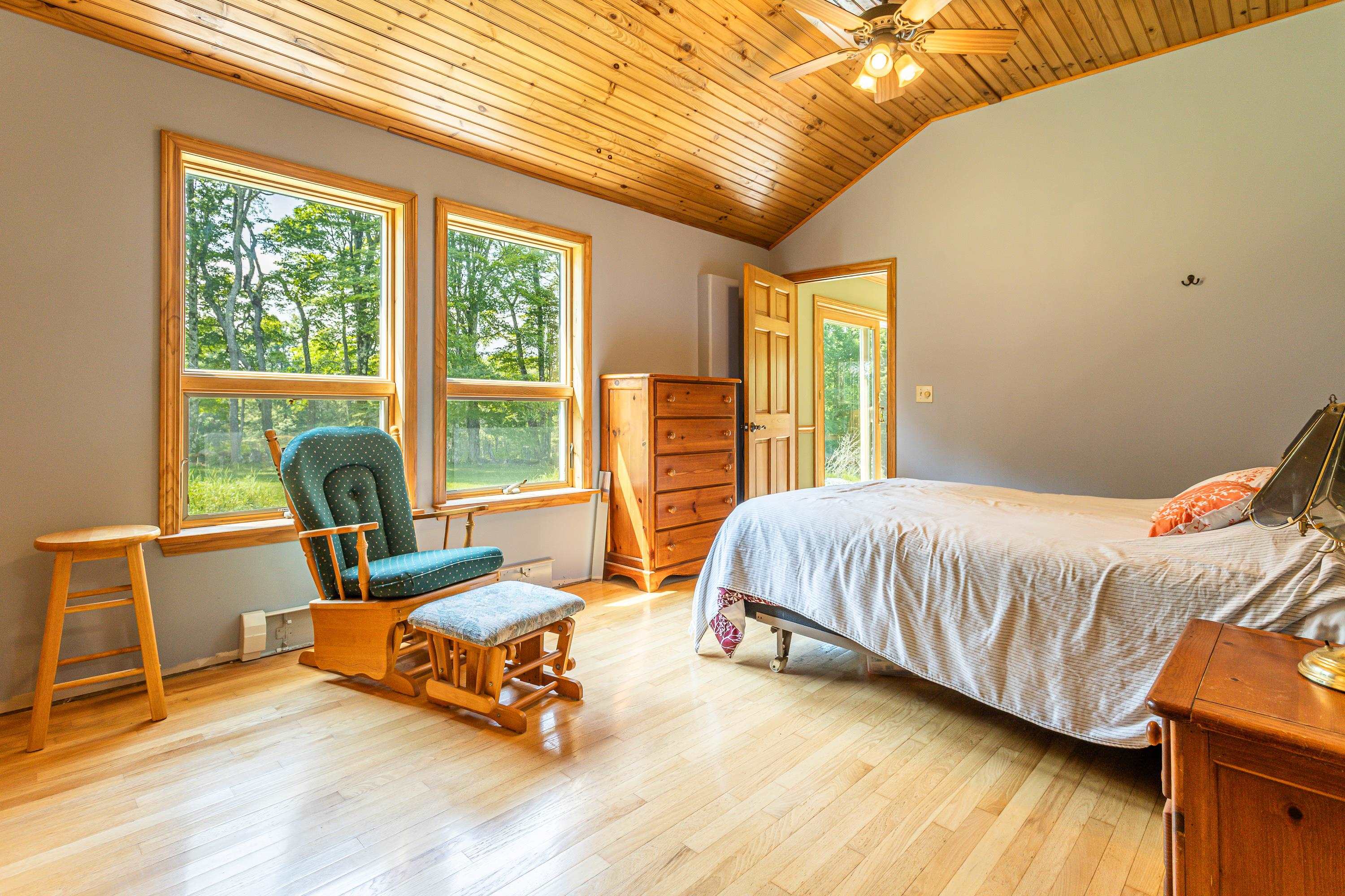 929 Packer Road Mount Holly, VT 05742 - Photo 19 of 48