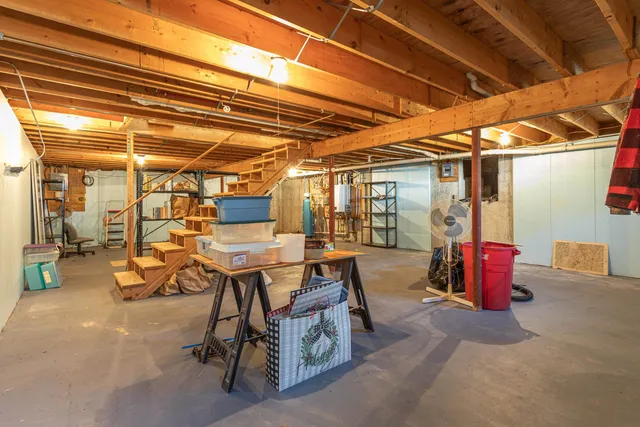 $465,000 | 929 Packer Road, Mount Holly, VT 05742