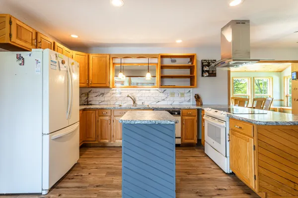 $465,000 | 929 Packer Road, Mount Holly, VT 05742