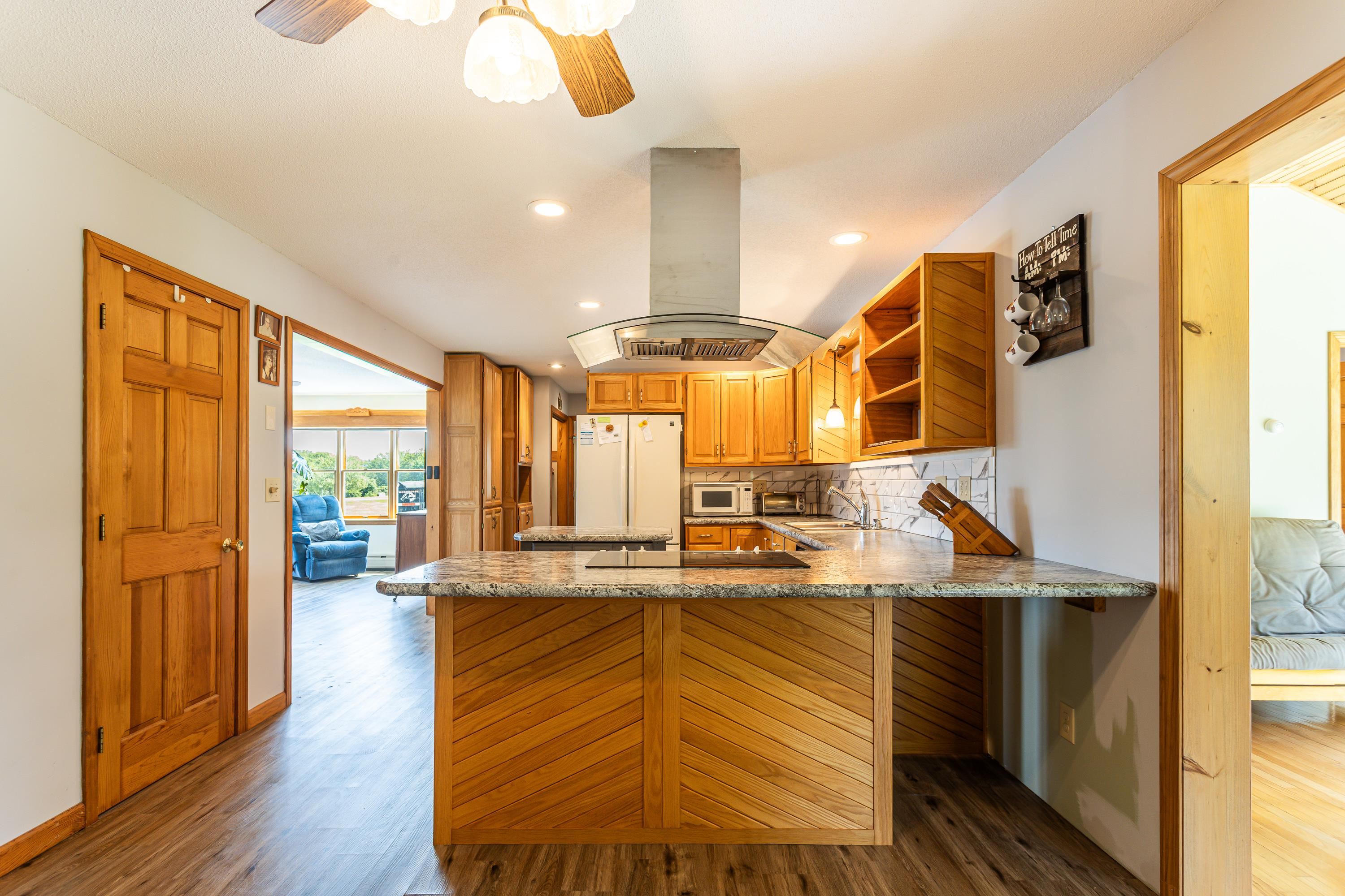 929 Packer Road Mount Holly, VT 05742 - Photo 8 of 48