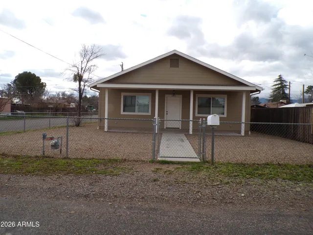 $1,795 | 1323 East Graham Street, Cottonwood, AZ 86326