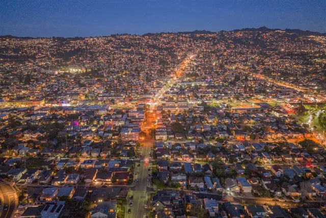 $1,050,000 | 855 Solano Avenue, Albany, CA 94706