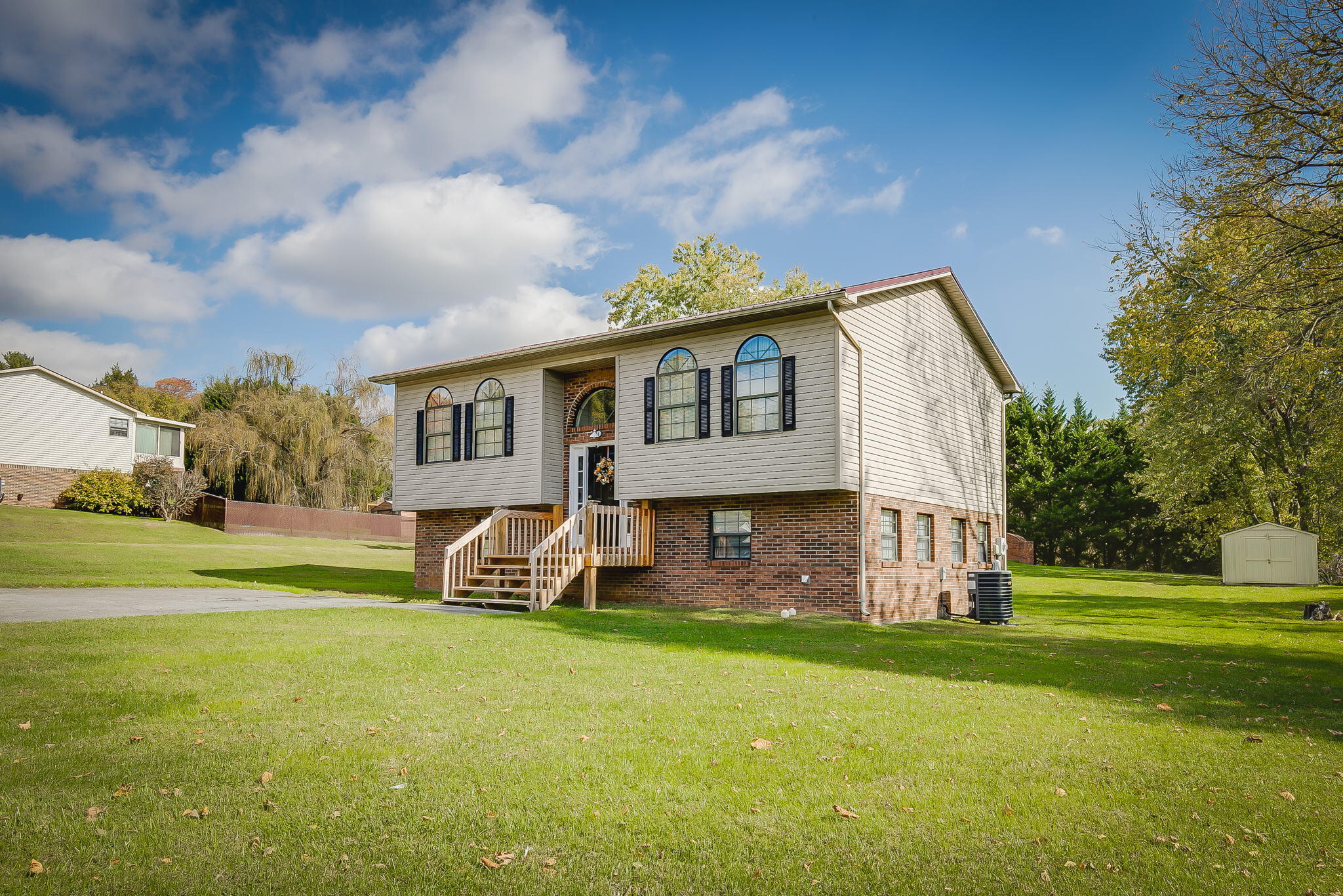 550 Oak Grove Road Gray, TN 37615 - Photo 2 of 32 2-web-or-mls-Oak Grove-2