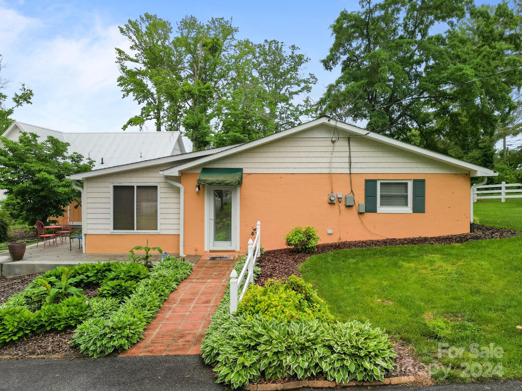 701 Riverside Drive Lexington, NC 27292 - Photo 12 of 35 Gallery Image 12