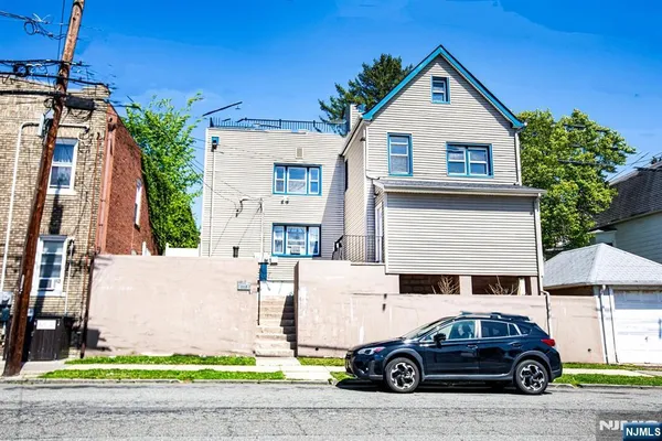 $2,400 | 116 Wessington Avenue, Unit 2, Garfield, NJ 07026