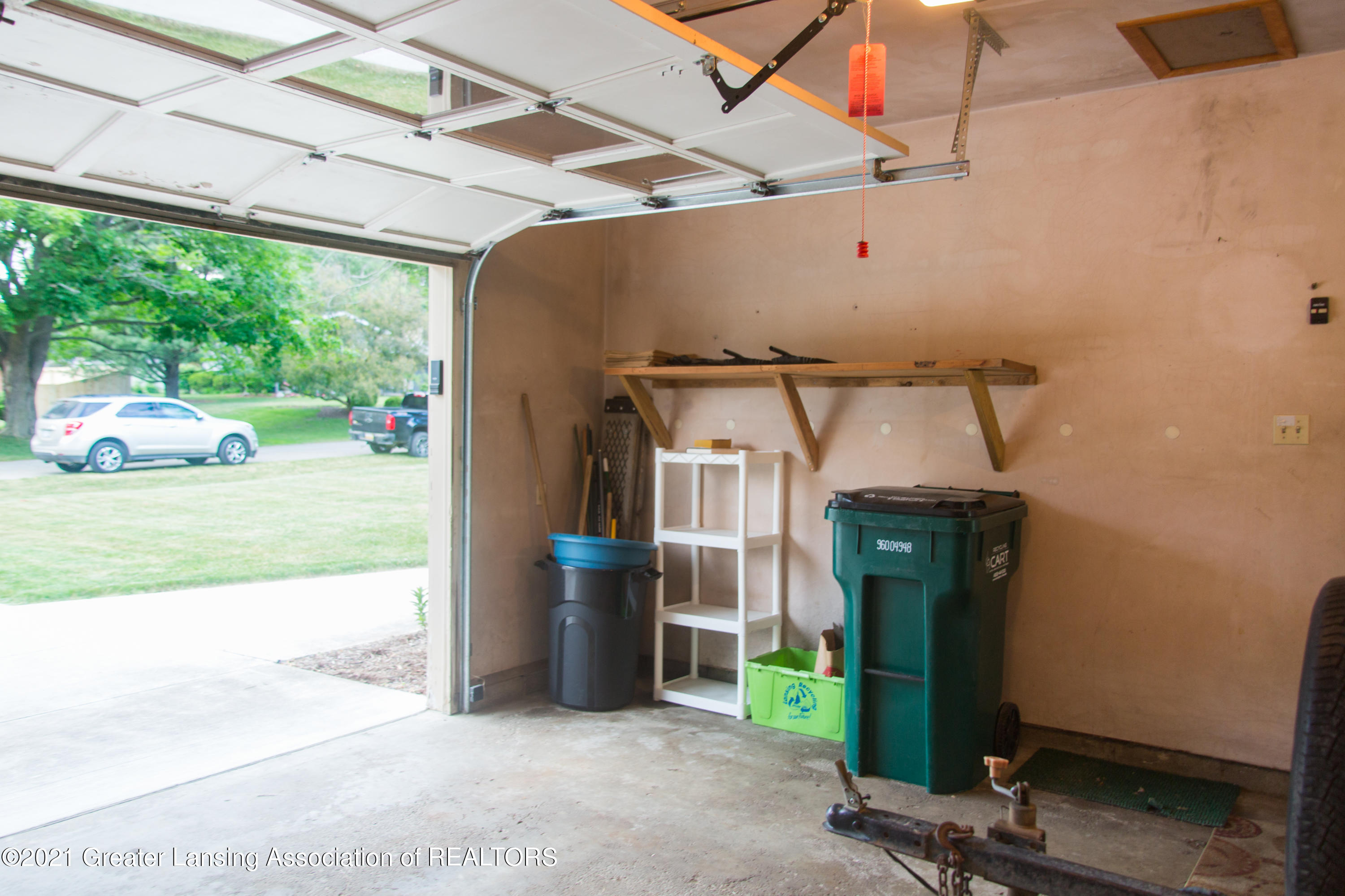 3723 Ridgefield Road Lansing, MI 48906 - Photo 63 of 68 IMG_3683
