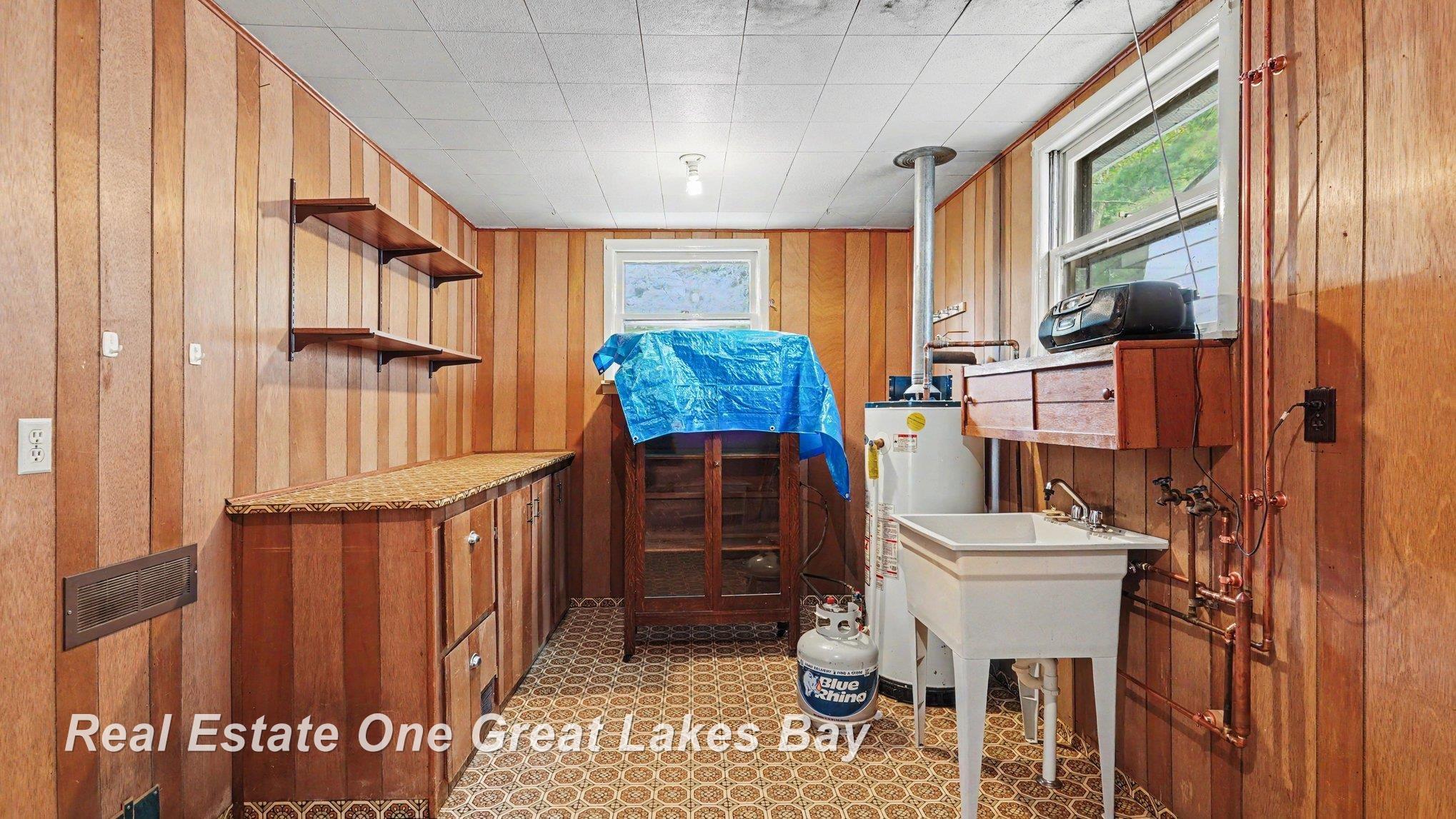 11075 Spencer Road St. Charles, MI 48655 - Photo 16 of 31