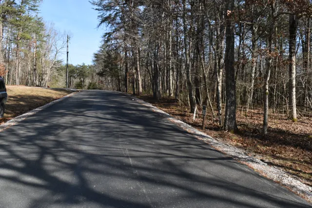 $100,300 | 305 Timberwood Trace, Monteagle, TN 37356