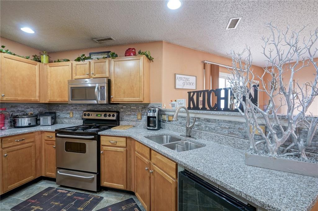 12714 White Rabbit Way Indianapolis, IN 46236 - Photo 13 of 34 Gallery Image 13