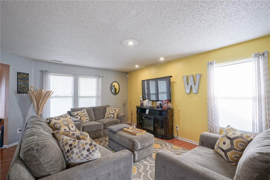 12714 White Rabbit Way Indianapolis, IN 46236 - Photo 9 of 34 Gallery Image 9