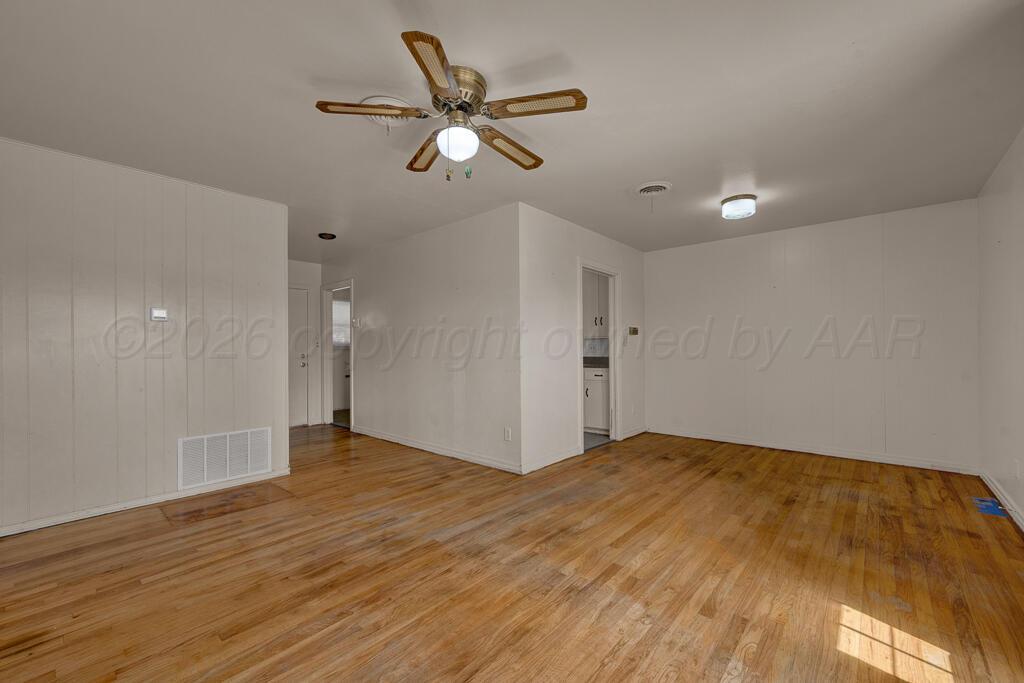 1933 Cedar Street Amarillo, TX 79106 - Photo 7 of 20 living room