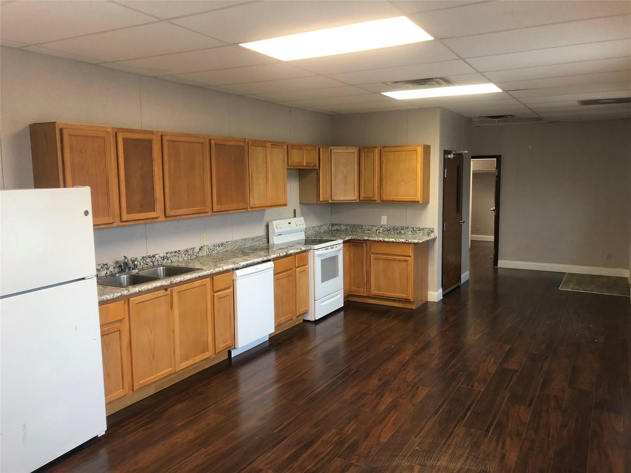 12838 Ann Louise Road Houston, TX 77038 - Photo 10 of 25