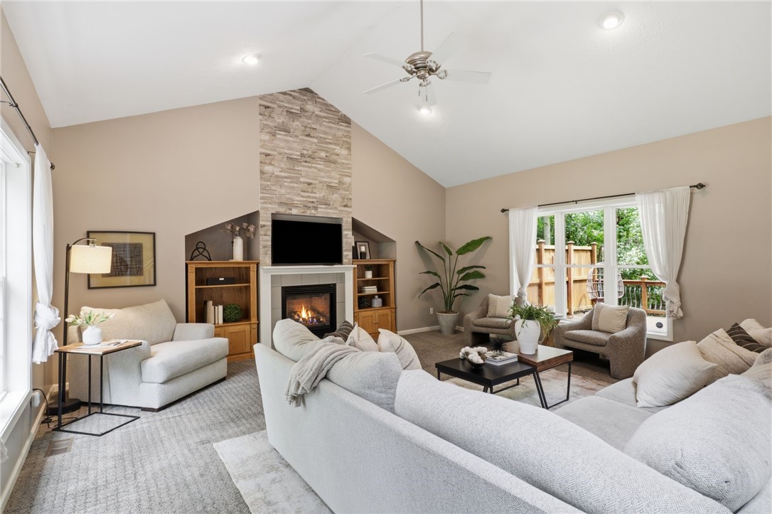 1252 Hatch Road Penfield, NY 14580 - Photo 4 of 30