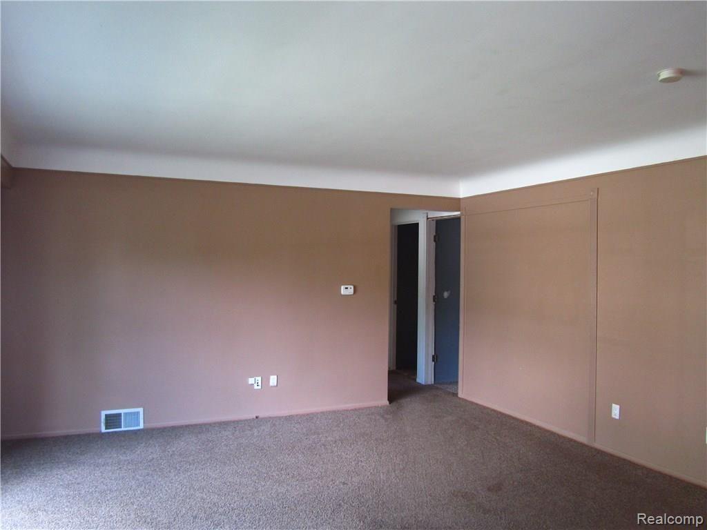14211 Inkster Road Livonia, MI 48154 - Photo 10 of 24