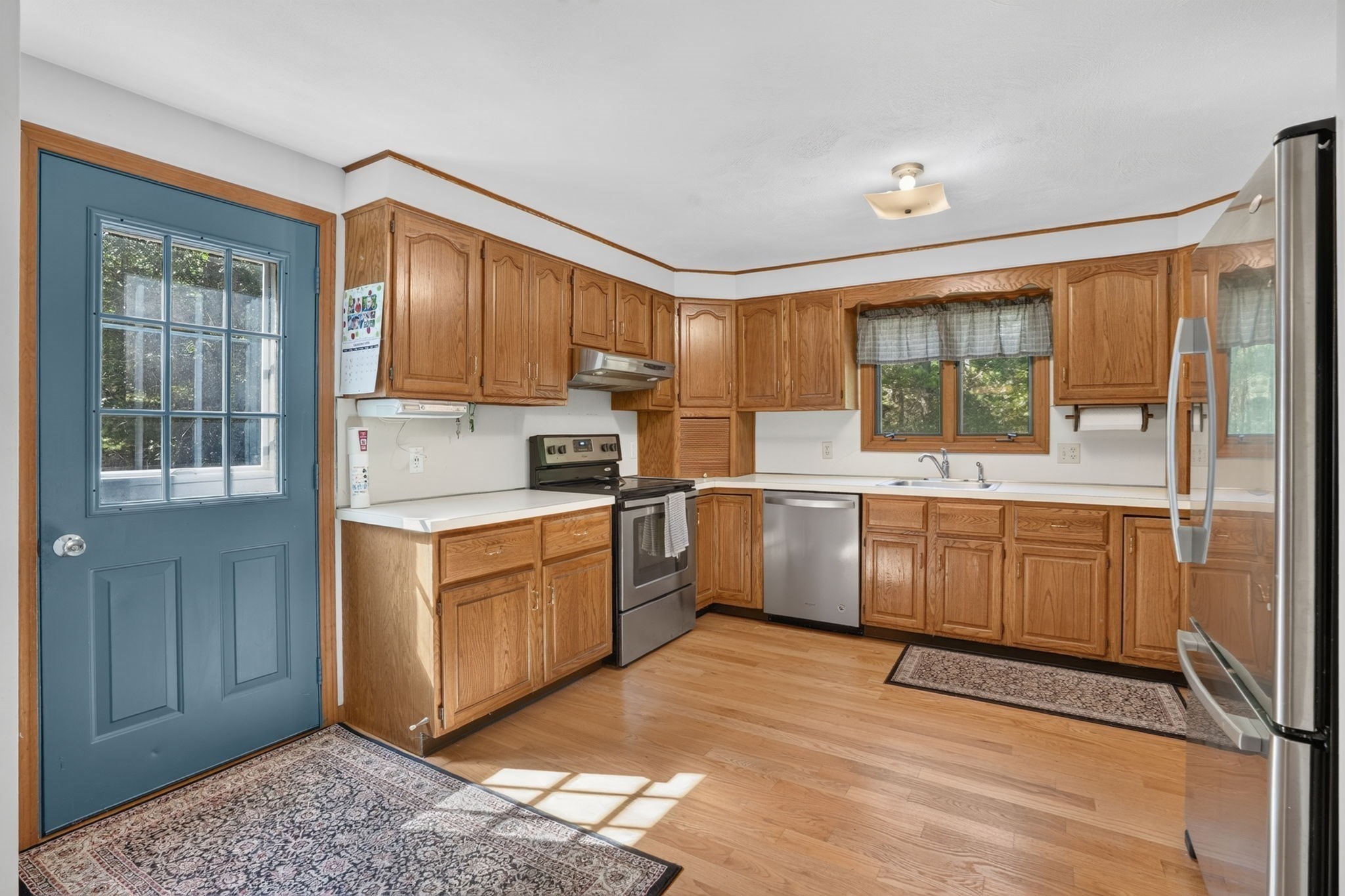 210 Tispaquin Street Middleboro, MA 02346 - Photo 9 of 38 Gallery Image 9