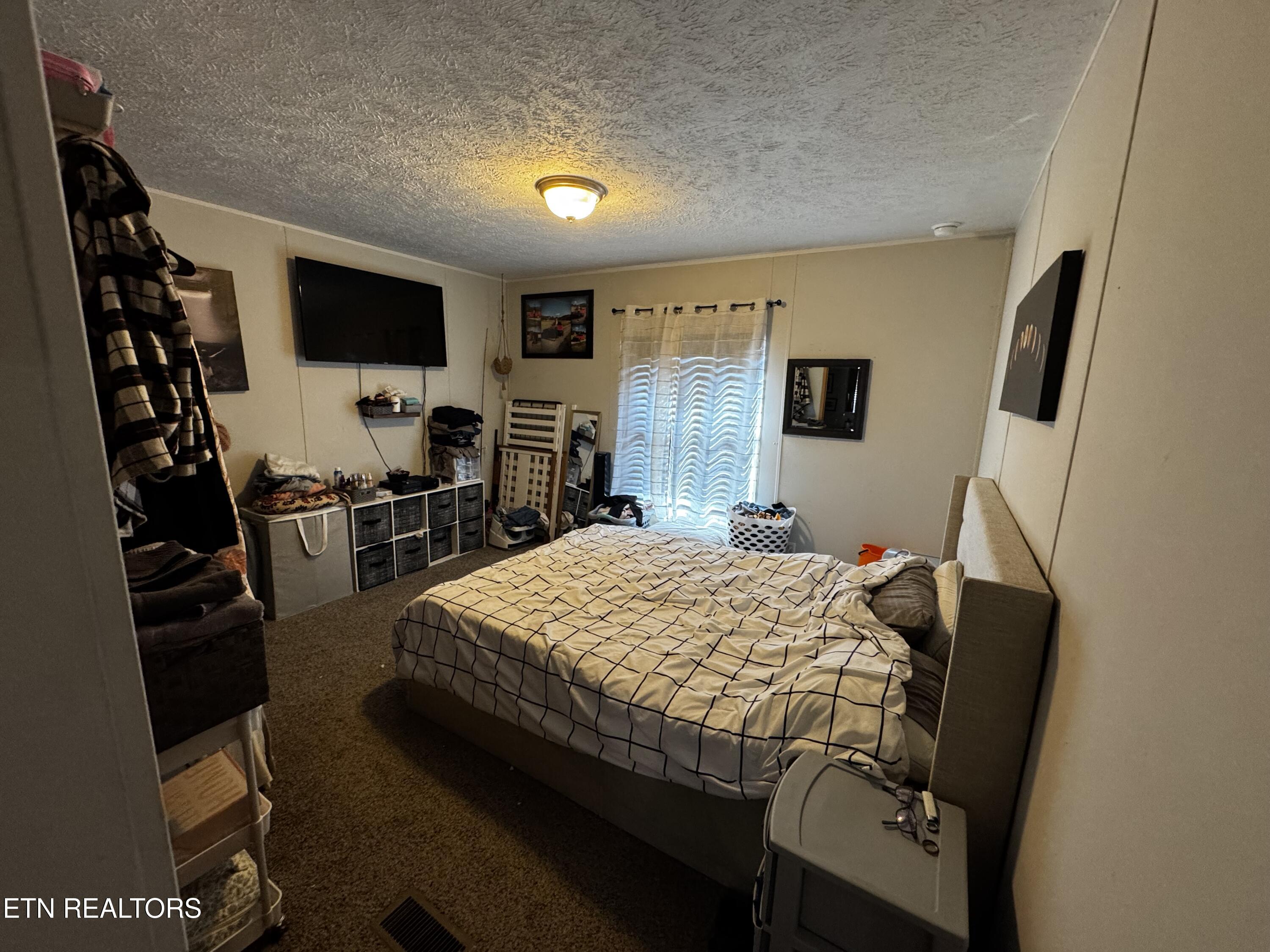 9326 Davis Drive Corryton, TN 37721 - Photo 6 of 15 IMG_6826