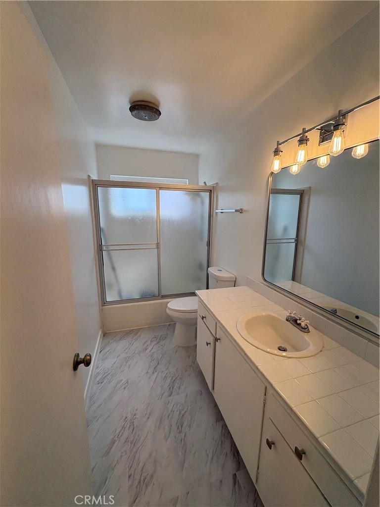 8130 Redlands Street, Unit 10 Playa del Rey, CA 90293 - Photo 7 of 14