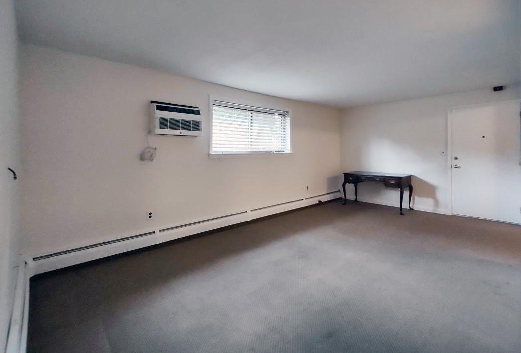 36 L English Village Road, Unit 101 Manchester, NH 03102 - Photo 9 of 15 Gallery Image 9