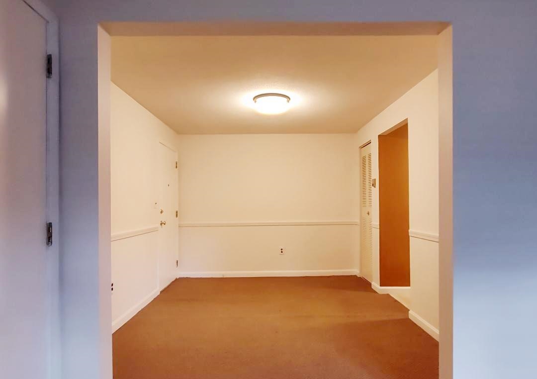 36 L English Village Road, Unit 101 Manchester, NH 03102 - Photo 10 of 15 Gallery Image 10