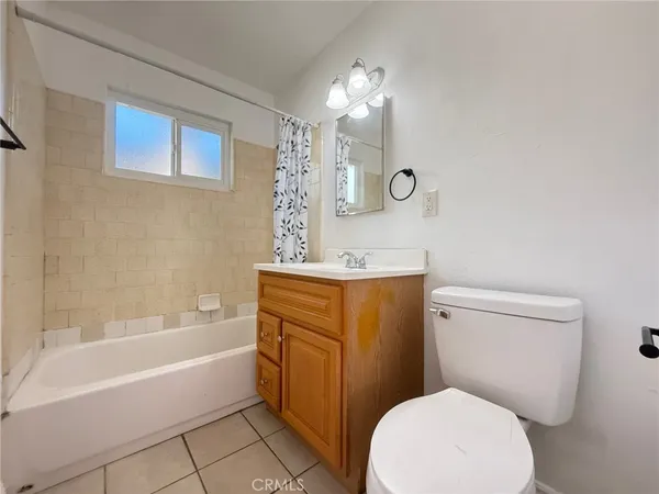 $2,000 | 5152 San Bernardino Street, Montclair, CA 91763