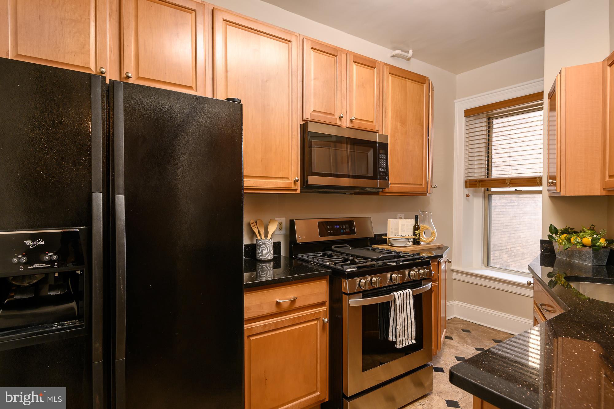 2022 Columbia Road Northwest, Unit 309 Washington, DC 20009 - Photo 7 of 19
