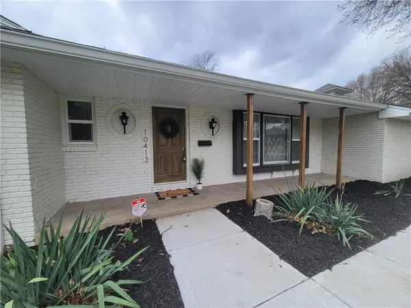 $300,000 | 10413 East 65th Street, Raytown, MO 64133