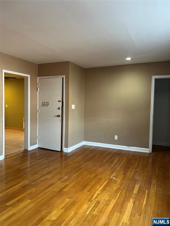 715 Broad Avenue, Unit 2A Ridgefield, NJ 07657 - Photo 5 of 12 a view of an empty room