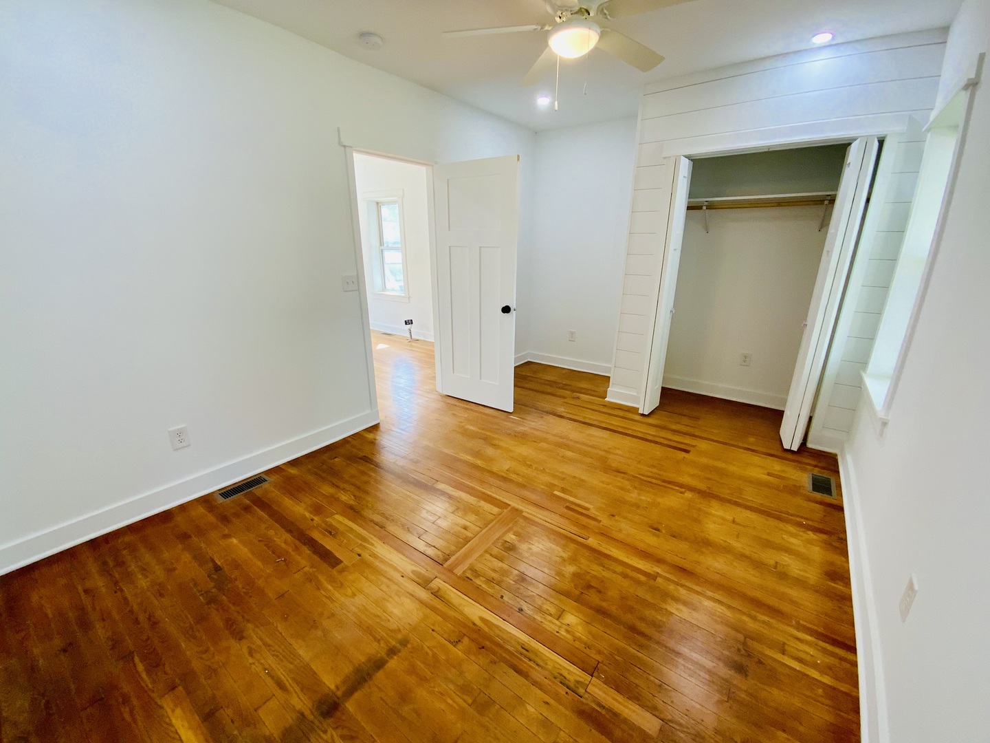 1002 Adams Street Ottawa, IL 61350 - Photo 9 of 14 a view of an empty room with a bathroom