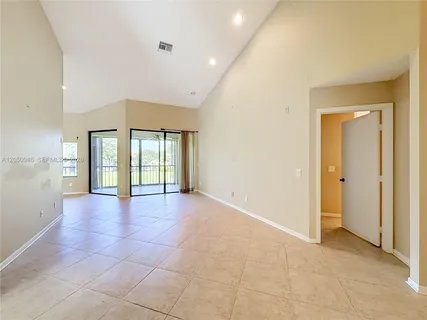 $210,000 | 5454 Firenze Drive, Unit H, Boynton Beach, FL 33437
