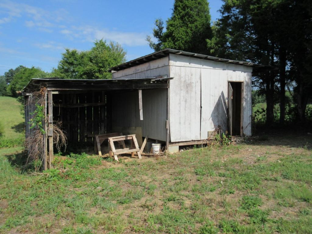300 Mohawk Ridge Road, Unit 17 Bulls Gap, TN 37711 - Photo 6 of 8 shed