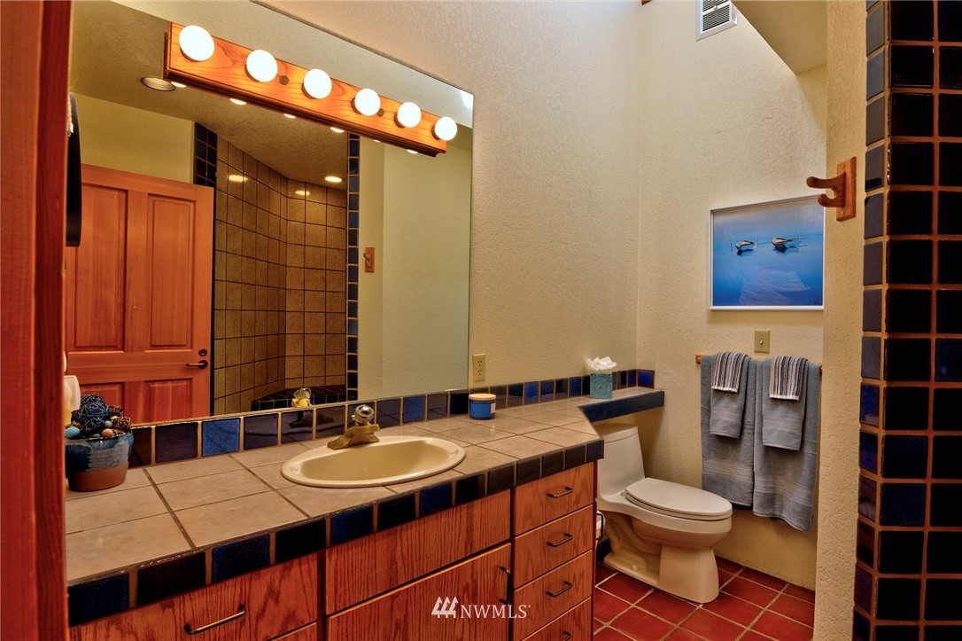 502 South Lakeshore Road Chelan, WA 98816 - Photo 23 of 25 Gallery Image 23