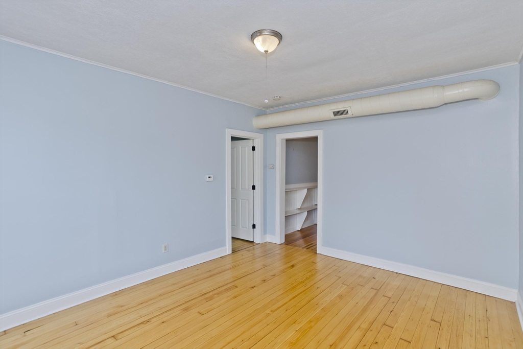 56 Pine Street Holyoke, MA 01040 - Photo 16 of 27