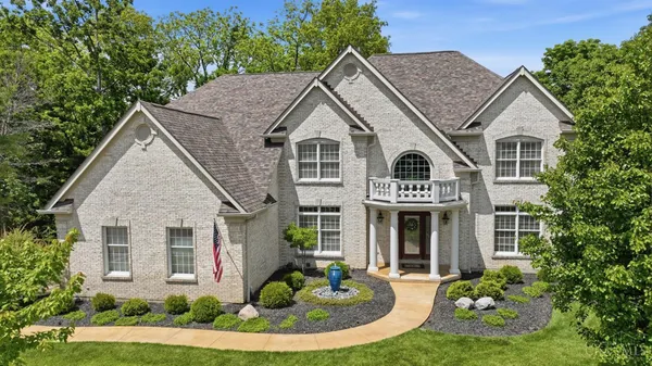 $1,175,000 | 1004 River Forest Drive, Maineville, OH 45039