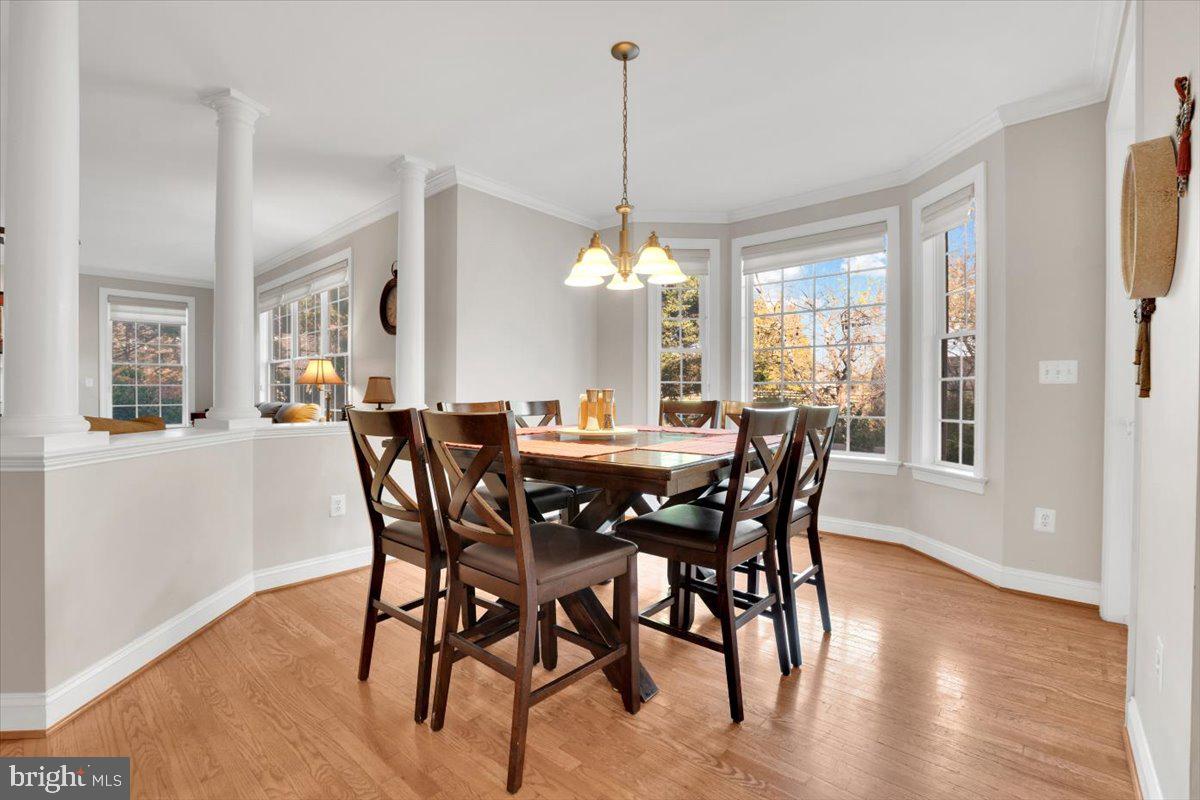 16886 Ivandale Road Hamilton, VA 20158 - Photo 17 of 68 Breakfast Area