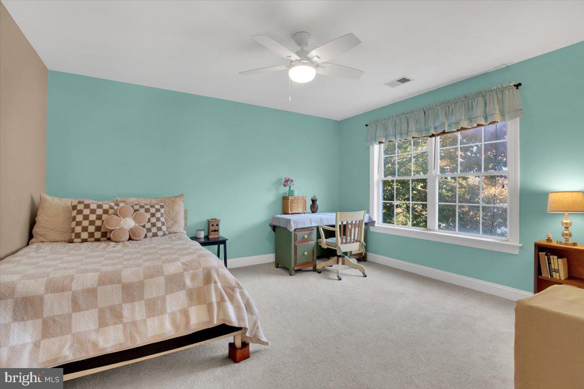 16886 Ivandale Road Hamilton, VA 20158 - Photo 37 of 68 Bedroom 2