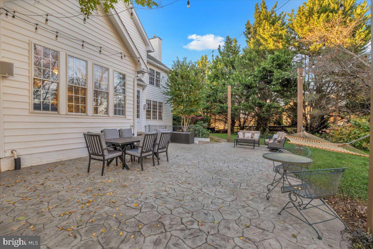 16886 Ivandale Road Hamilton, VA 20158 - Photo 54 of 68 Outdoor Patio