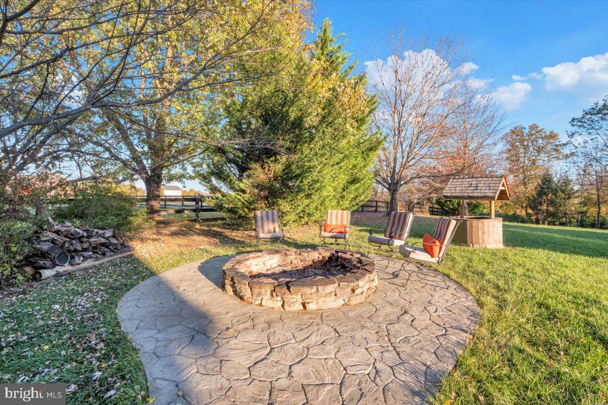 16886 Ivandale Road Hamilton, VA 20158 - Photo 55 of 68 Firepit Outback