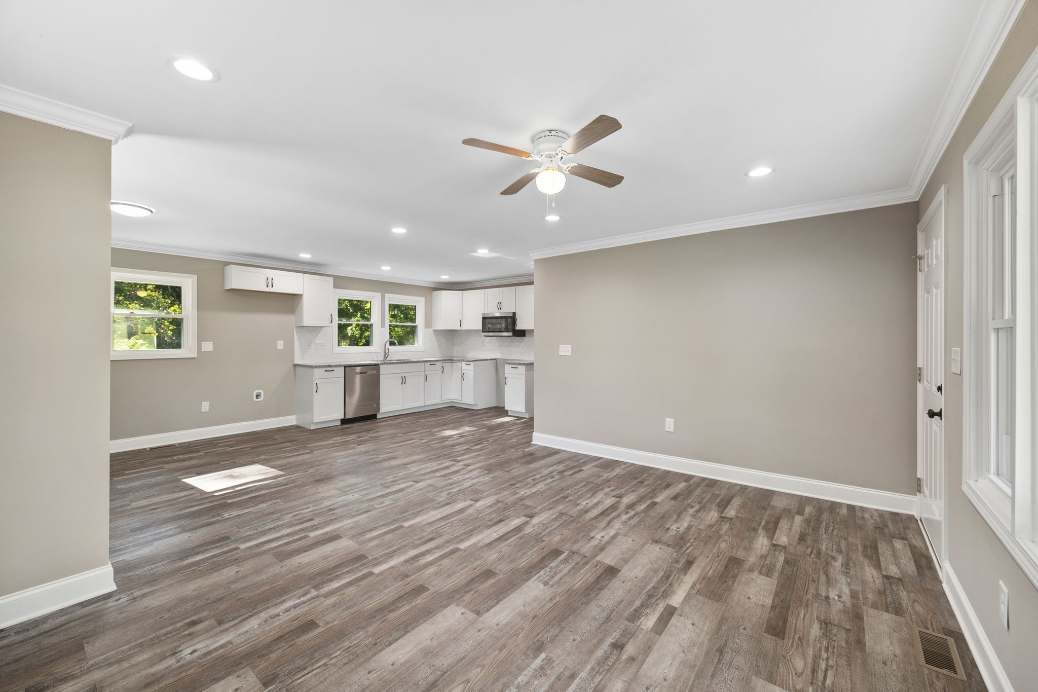 1690 Old Florence Road Lawrenceburg, TN 38464 - Photo 13 of 39 Gallery Image 13