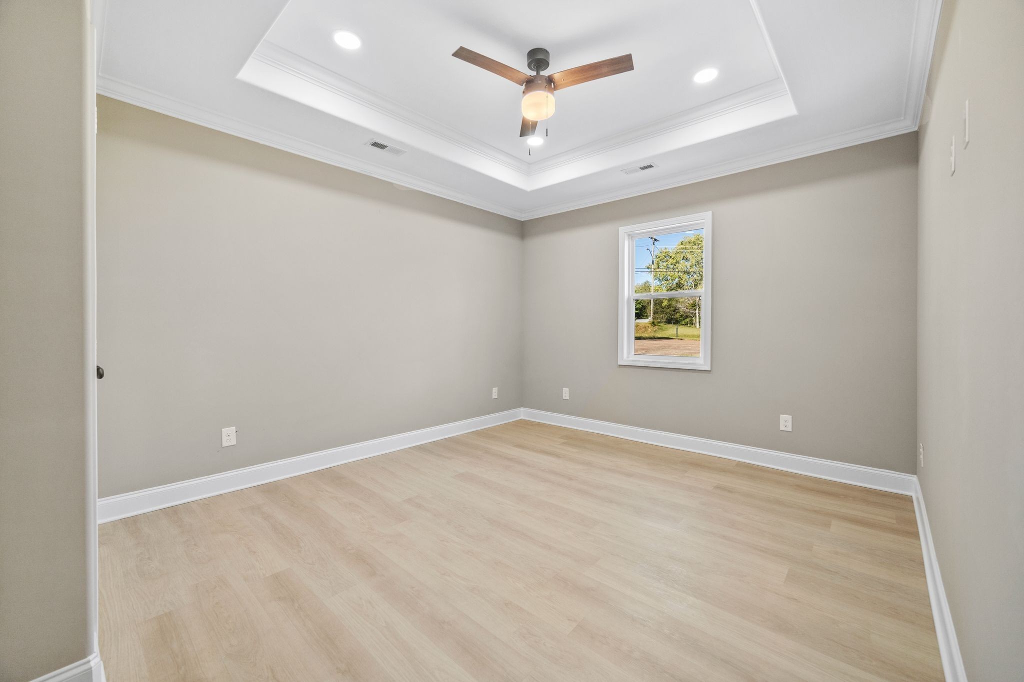 1690 Old Florence Road Lawrenceburg, TN 38464 - Photo 32 of 39 Gallery Image 32