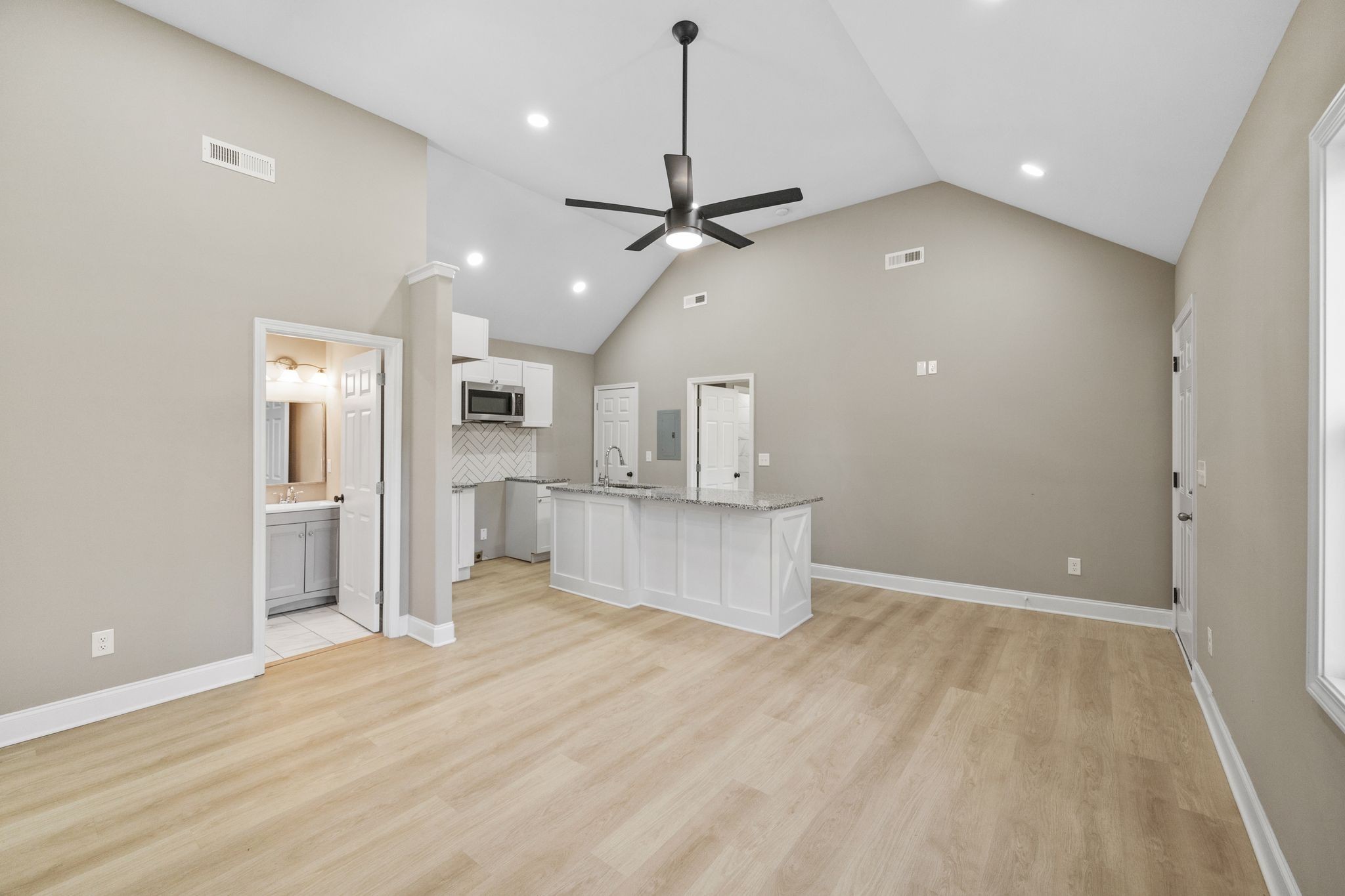 1690 Old Florence Road Lawrenceburg, TN 38464 - Photo 35 of 39 Gallery Image 35