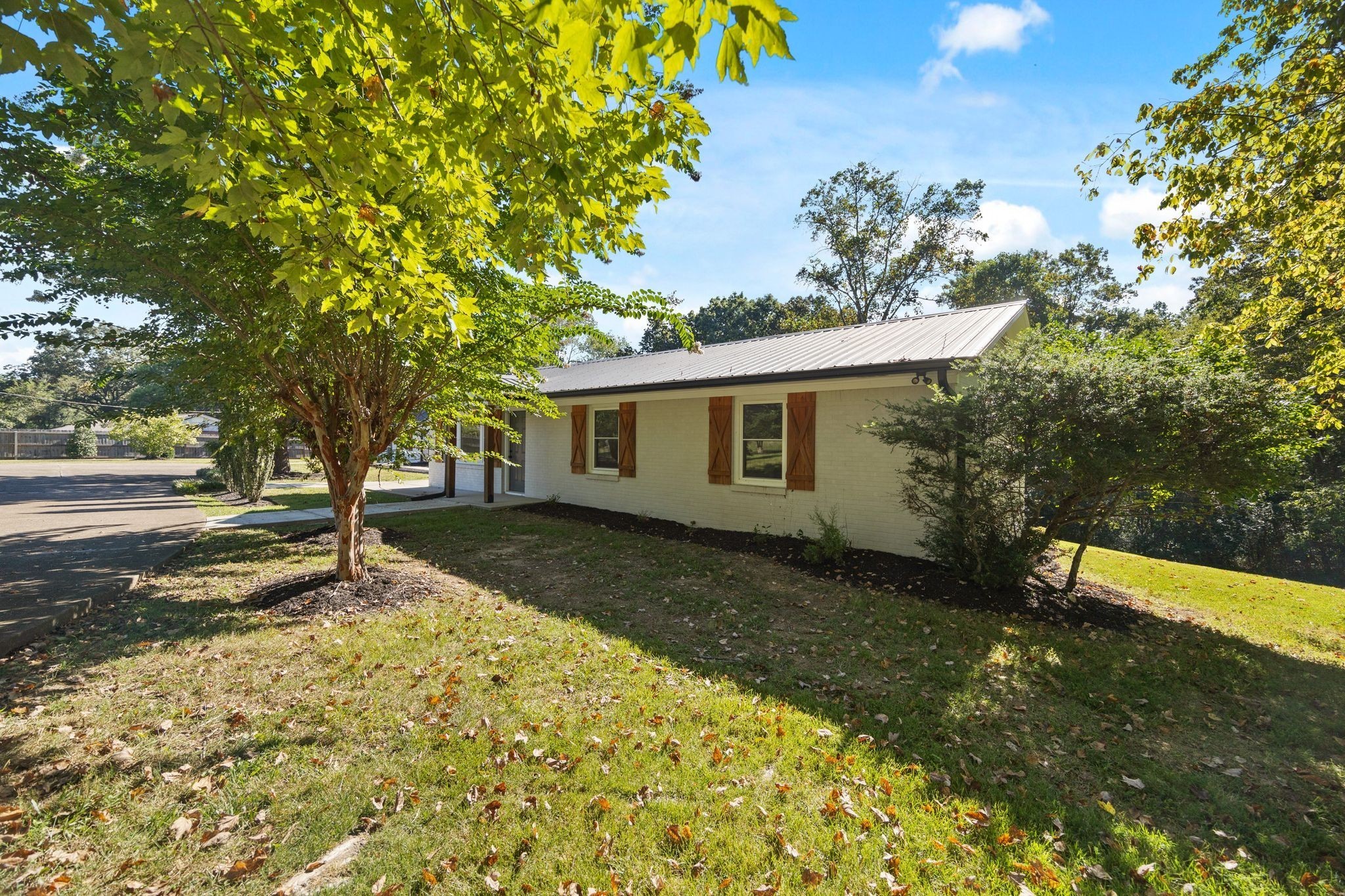 1690 Old Florence Road Lawrenceburg, TN 38464 - Photo 8 of 39 Gallery Image 8