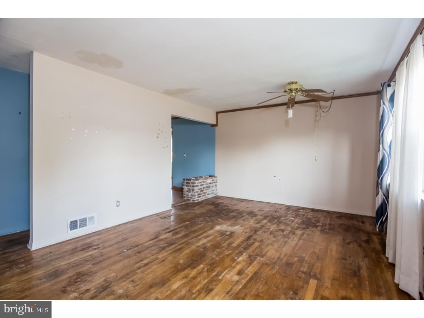 2226 Riviera Parkway Point Pleasant, NJ 08742 - Photo 2 of 25