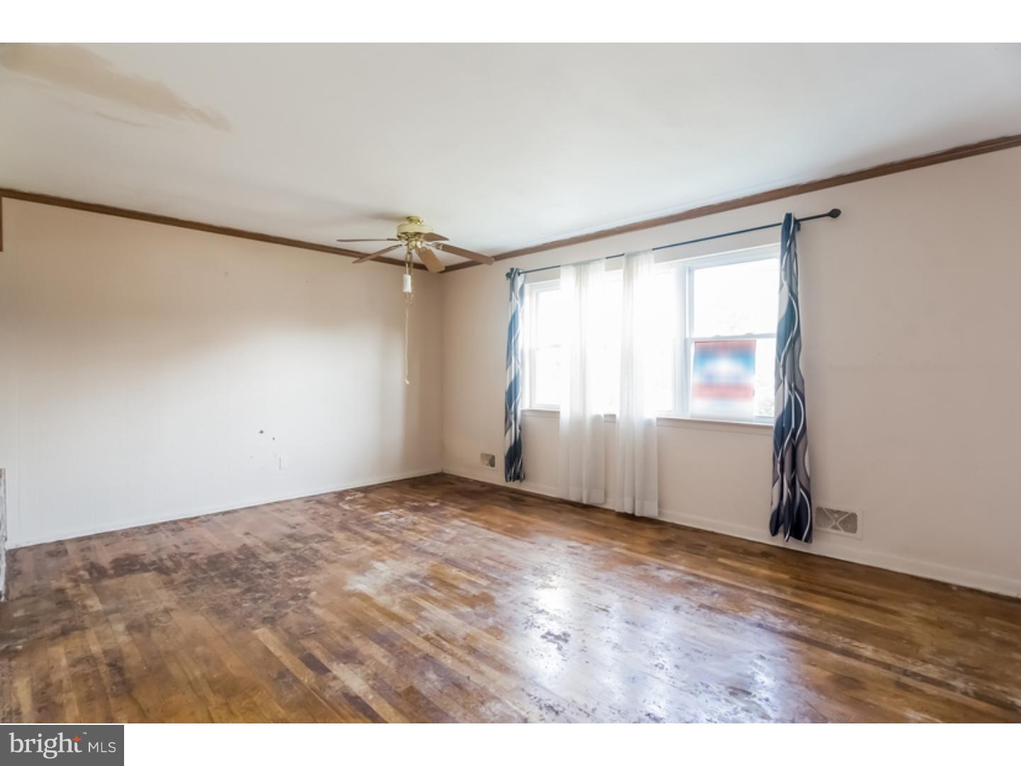 2226 Riviera Parkway Point Pleasant, NJ 08742 - Photo 3 of 25