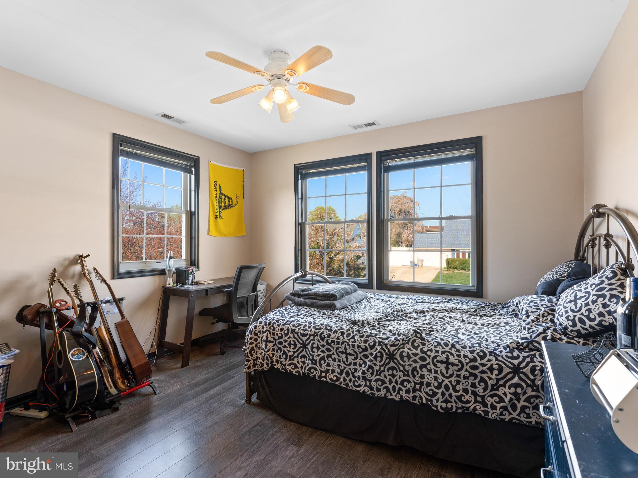 37 Canoebirch Road Levittown, PA 19057 - Photo 14 of 38