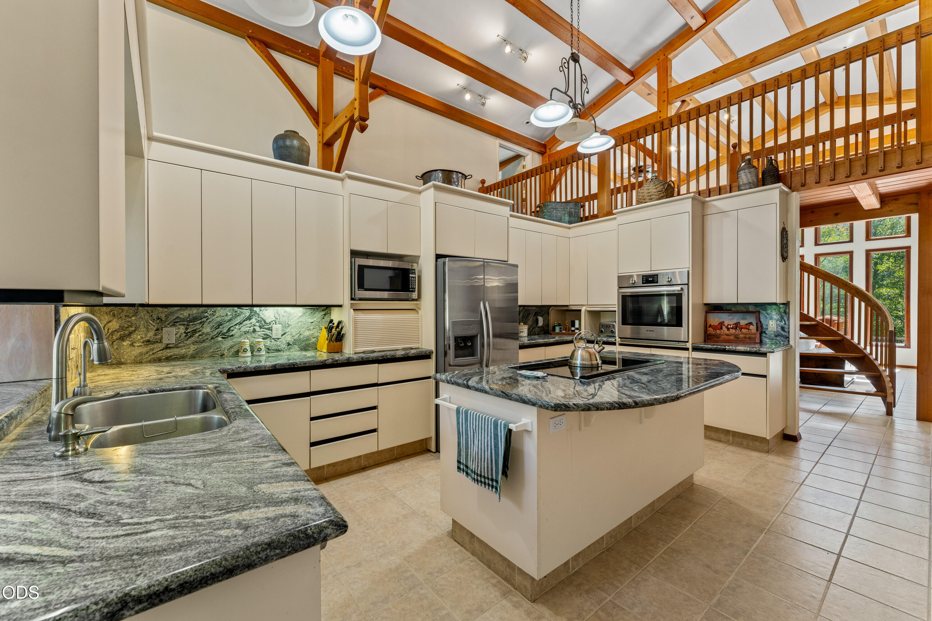 2076 Upper Applegate Road Jacksonville, OR 97530 - Photo 19 of 63 Gallery Image 19
