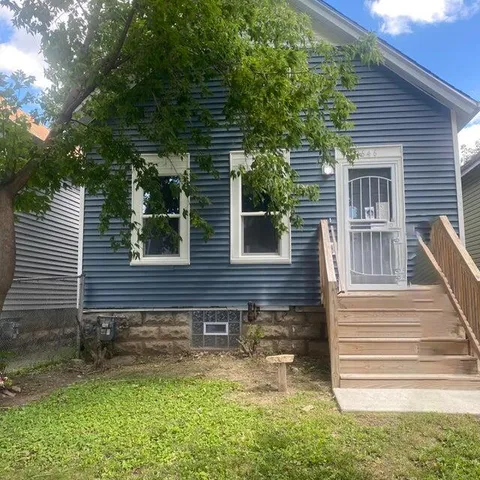 $137,900 | 2646 Vel R. Phillips Avenue, Milwaukee, WI 53212