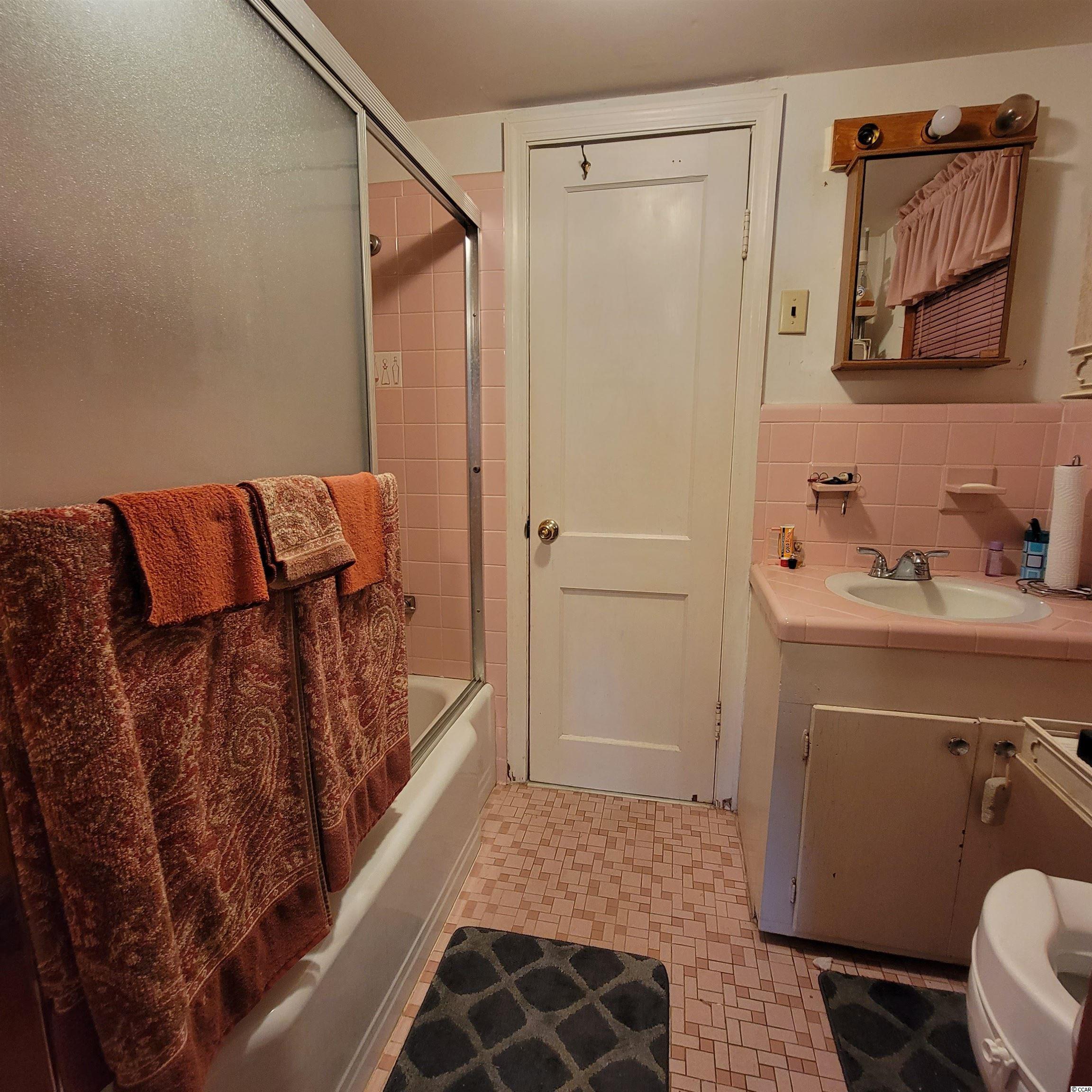 402 South Walnut Street Lake View, SC 29563 - Photo 9 of 31