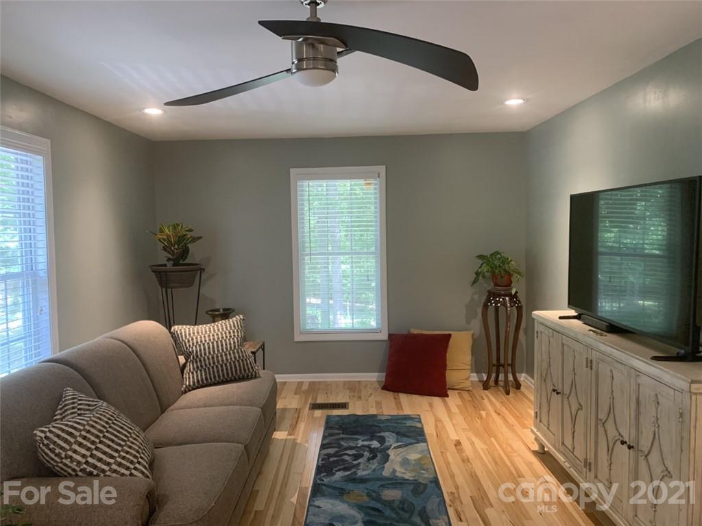 1822 Sharon Road York, SC 29745 - Photo 4 of 39 a living room with furniture and a flat screen tv