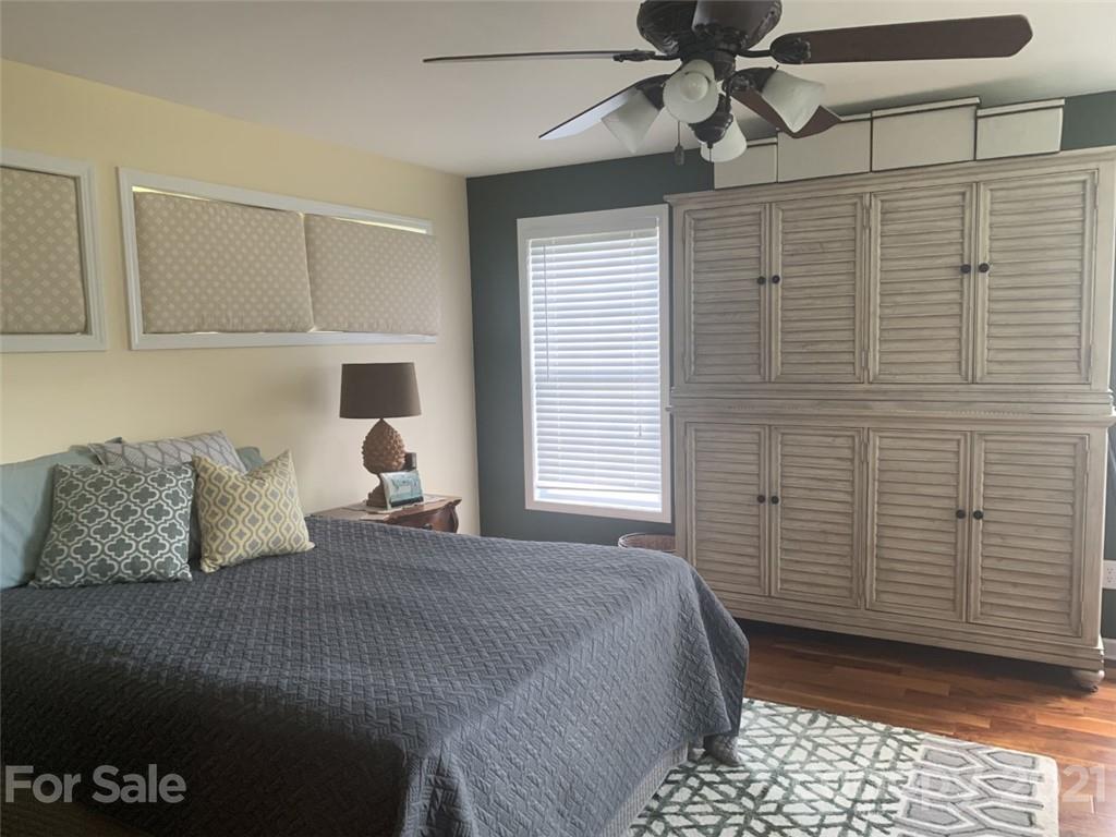 1822 Sharon Road York, SC 29745 - Photo 10 of 39 a bedroom with a bed and a window