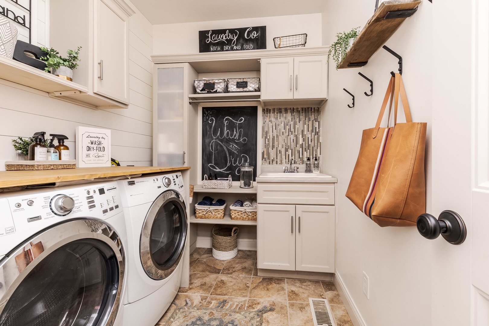 6002 Jackpine Road Bloomington, IL 61705 - Photo 15 of 51